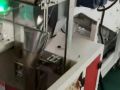 汽車(chē)零配件華宇智能裝備立式包裝機(jī)，三邊封給袋包裝機(jī)，塑封膜包裝機(jī) (247播放)