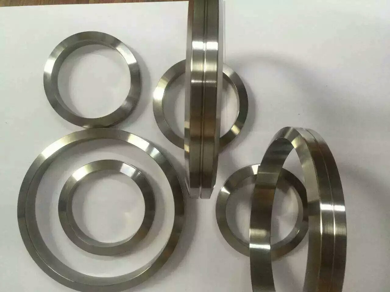 1491656643240