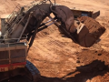 工程車系列 Terex RH170挖土機(jī)裝載日立EH3500自卸車 (237播放)